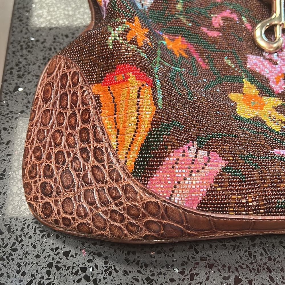 This is a very rare Gucci beaded bag Purchased in 2006 never worn - Picture 10 of 11